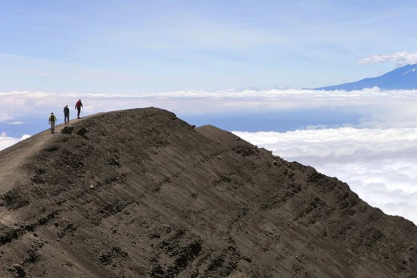 3 Days Mount Meru Climbing